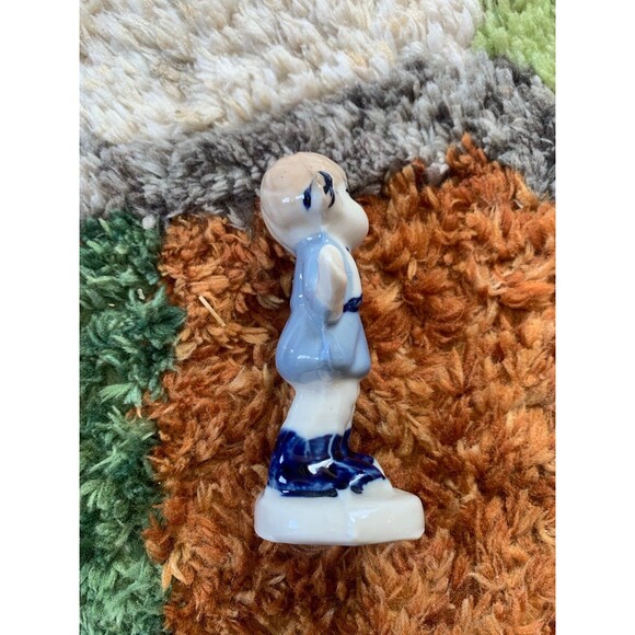 Vintage Dutch girl figurine - Picture 3 of 5